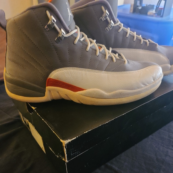 Jordan Retro 12 "Cool Grey" | Shoes | Grey/White/Orange | Size: 11.5 | Sneakers - Picture 4 of 12